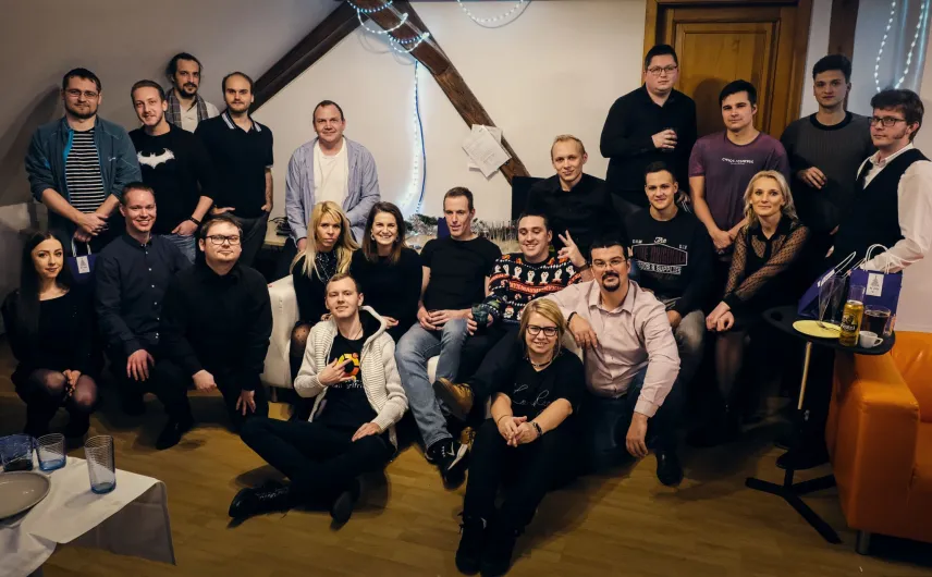 Aira lidé a vánoční večírek 2019